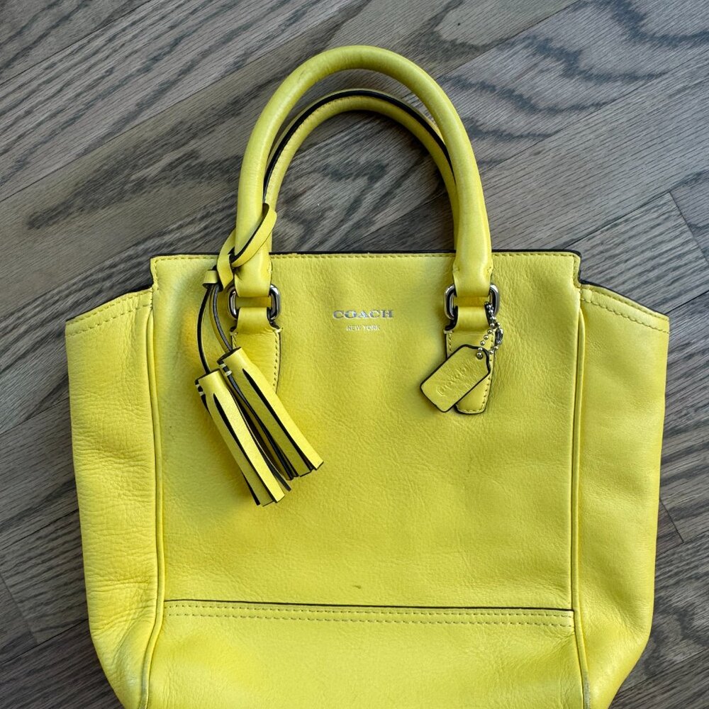 Coach Clutch Leather Bag Yellow